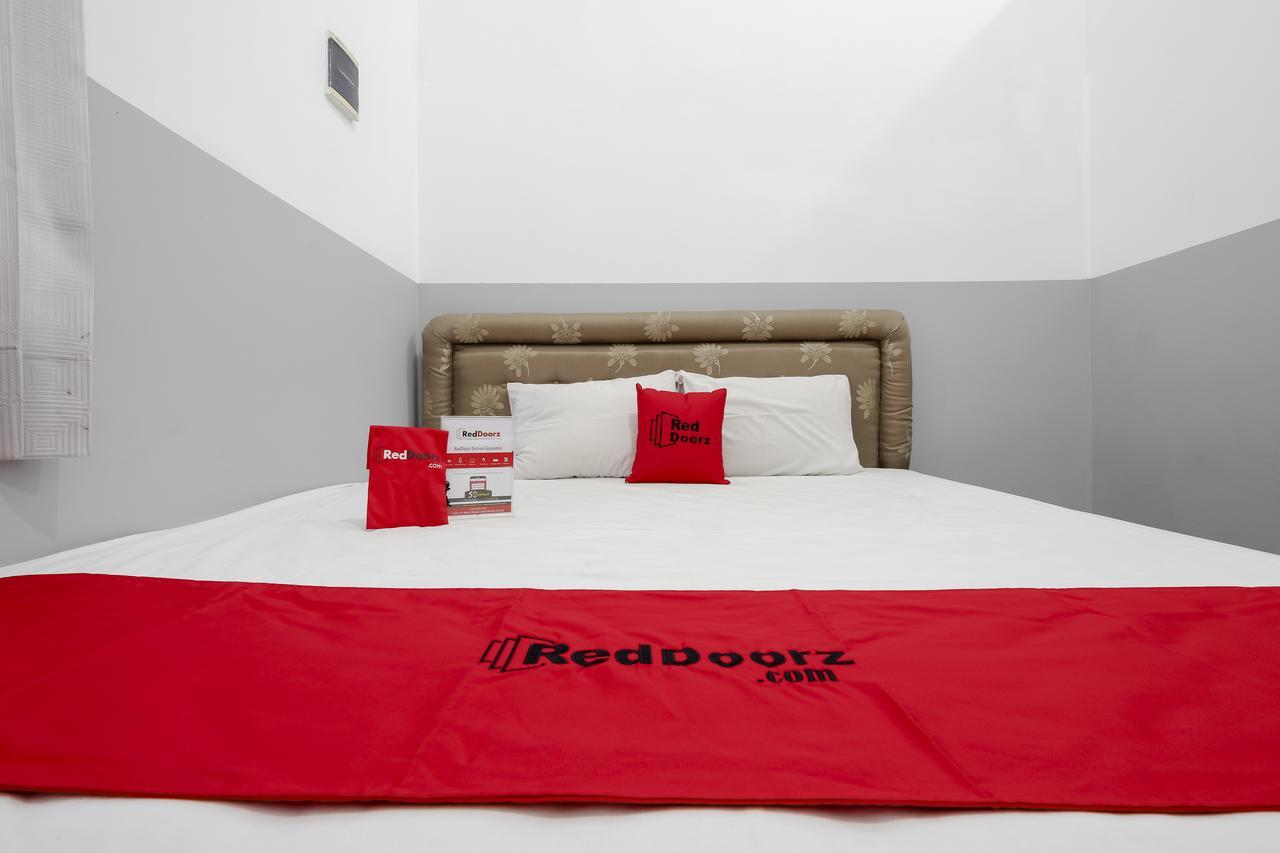 Reddoorz @ Prambanan Timur Raya スマラン エクステリア 写真